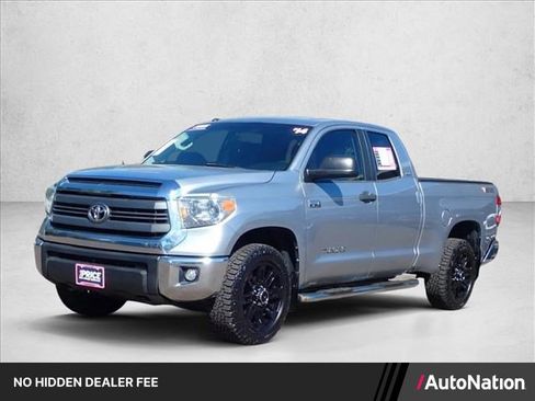 Used 2014 Toyota Tundra SR5 w/ SR5 Upgrade Package AWD/4WD image 1