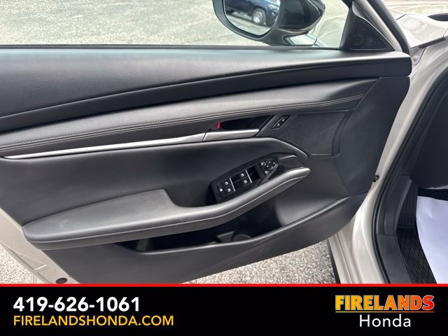 Used 2025 MAZDA MAZDA3 s FWD image 12