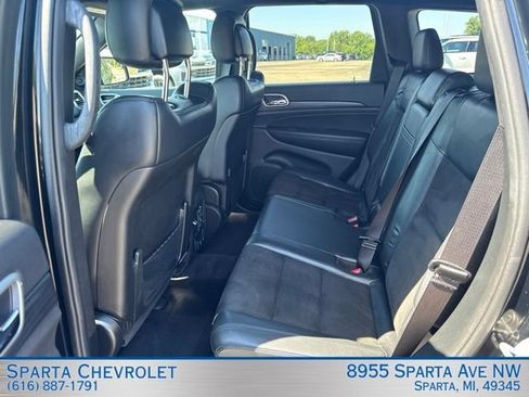 Used 2019 Jeep Grand Cherokee Altitude AWD/4WD image 25
