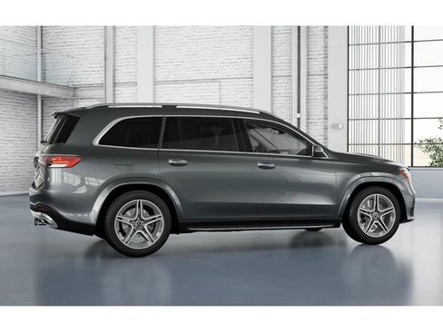 New 2026 Mercedes-Benz GLS 450 4MATIC image 18