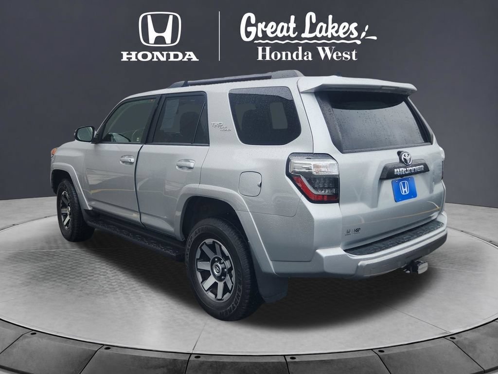 Used 2023 Toyota 4Runner TRD Off-Road Premium AWD/4WD image 3