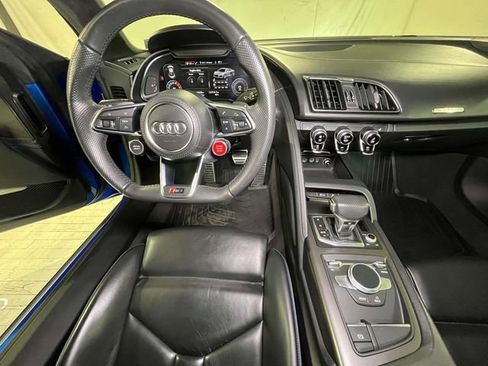 Used 2018 Audi R8 V10 image 26