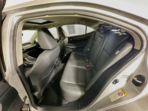 Used 2016 Lexus IS 300 AWD image 26