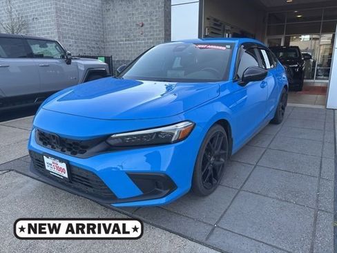 Used 2023 Honda Civic Sport image 1