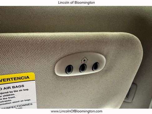 Used 2015 Lincoln MKX AWD w/ Equipment Group 102A image 60