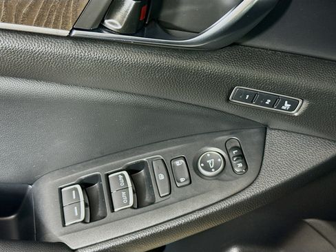 Used 2022 Honda Accord Touring image 21