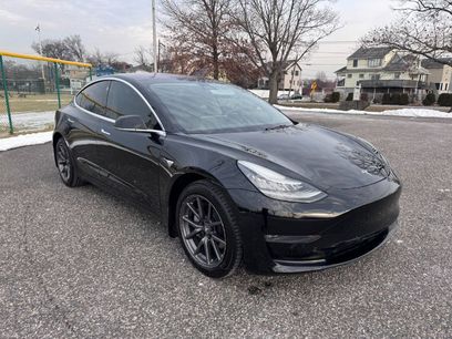 Used 2019 Tesla Model 3 Standard Range Plus