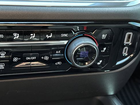 Certified 2025 Chevrolet Silverado 2500 LTZ w/ LTZ Premium Package image 26