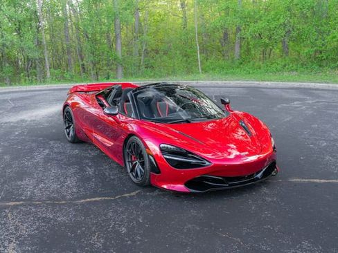 Used 2021 McLaren 720S Performance RWD image 34