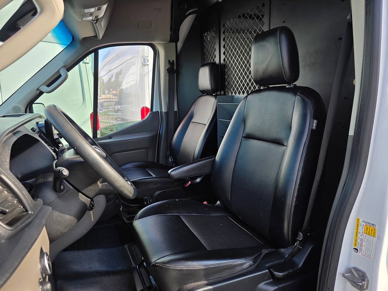Used 2021 Ford Transit 250 Medium Roof RWD image 10
