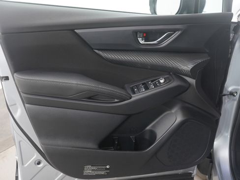 Used 2025 Subaru Ascent Premium image 23