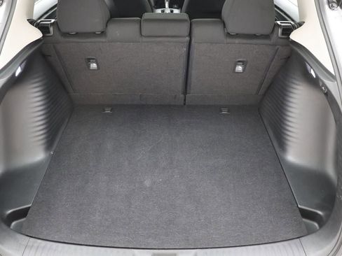 Used 2025 Honda HR-V LX image 25