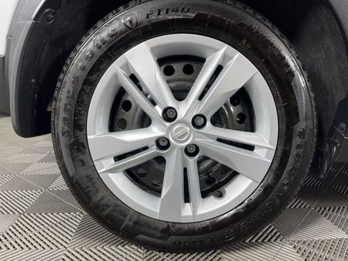 Used 2024 Nissan Kicks S image 15