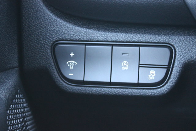 Used 2024 Kia Seltos LX AWD/4WD image 18