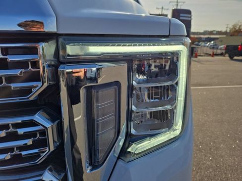 Used 2022 GMC Sierra 2500 Denali image 32