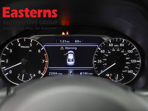 Used 2023 Nissan Altima 2.5 SV FWD image 18