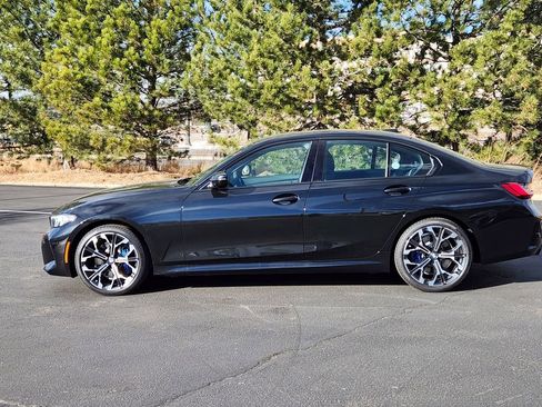 New 2026 BMW 330i xDrive Sedan w/ M Sport Package AWD/4WD image 2