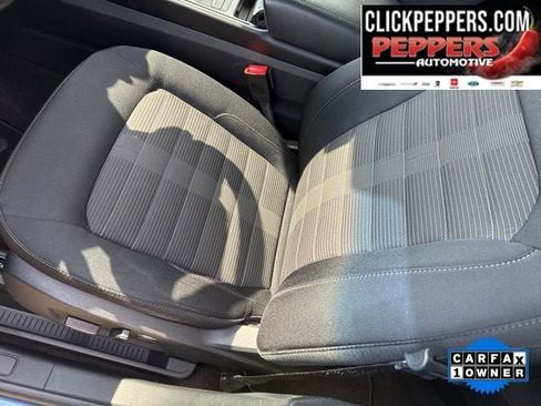 Used 2019 Ford Edge SEL FWD image 17