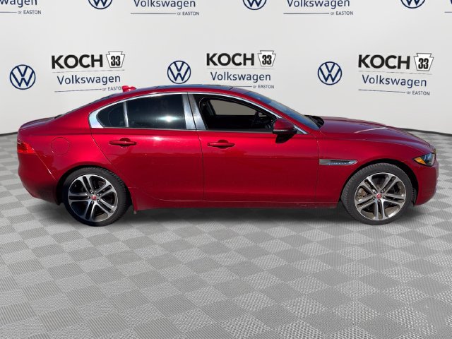 Used 2017 Jaguar XE Premium AWD/4WD image 9