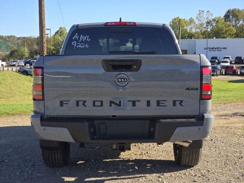 New 2026 Nissan Frontier SV w/ Tow Package image 8