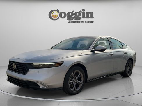 Used 2025 Honda Accord EX-L image 2