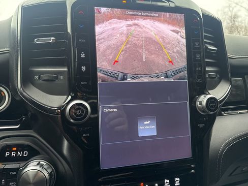 Used 2025 RAM 1500 Limited w/ Body Color Bumper Group image 30