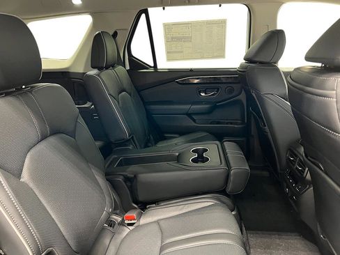 New 2025 Honda Pilot Elite image 41