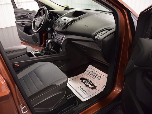 Used 2017 Ford Escape S FWD image 27