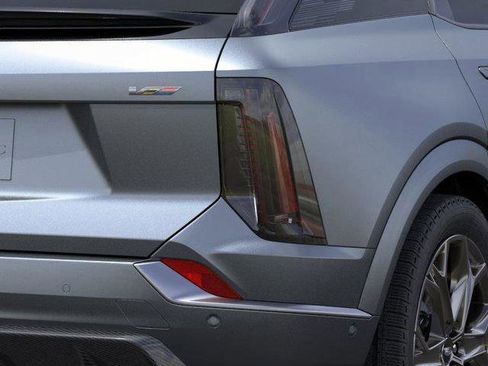 New 2026 Cadillac Optiq V image 16