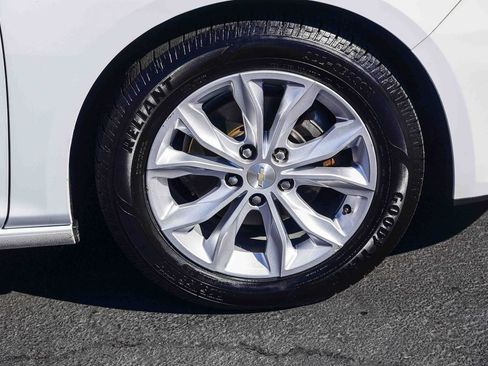 Used 2024 Chevrolet Malibu LT image 11