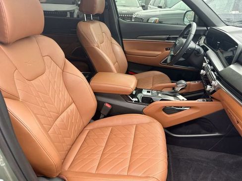Certified 2025 Kia Telluride EX X-Line AWD/4WD image 29