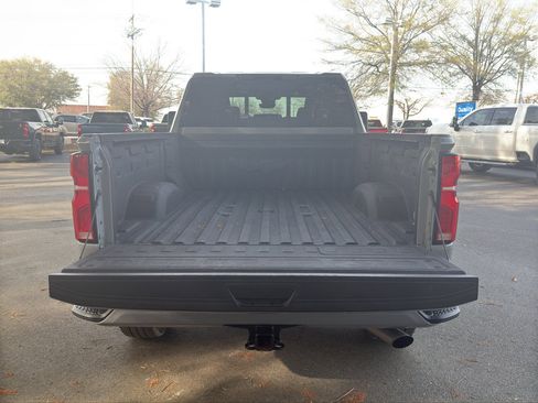 Used 2024 Chevrolet Silverado 2500 LTZ w/ LTZ Plus Package AWD/4WD image 8