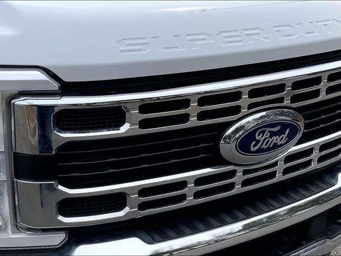 Used 2024 Ford F350 XLT image 29