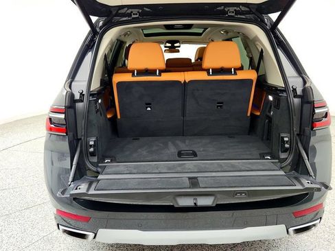Used 2023 BMW X7 xDrive40i w/ Premium Package AWD/4WD image 22