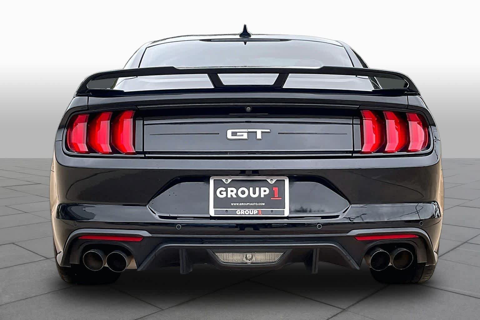 Used 2020 Ford Mustang GT Premium w/ GT Performance Package RWD image 5