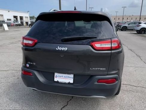 Used 2015 Jeep Cherokee Limited AWD/4WD image 9