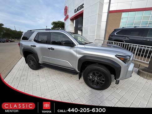 New 2026 Toyota 4Runner SR5 AWD/4WD image 2