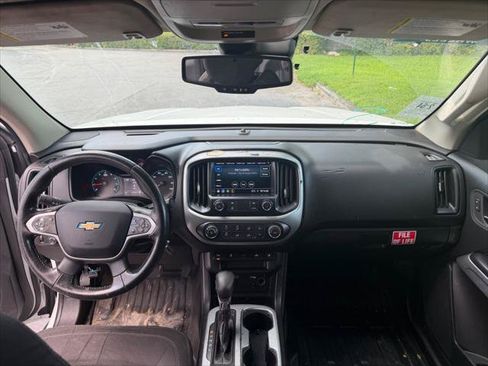 Used 2022 Chevrolet Colorado LT w/ Fleet Safety Package RWD image 17