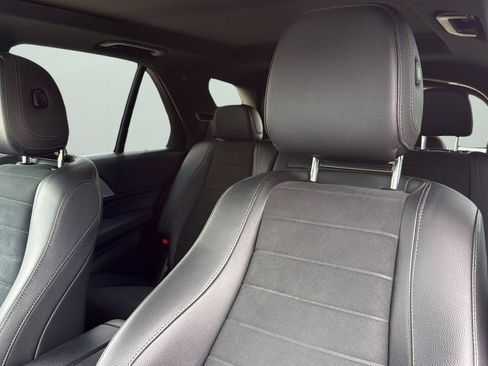 Used 2022 Mercedes-Benz GLE 350 image 8