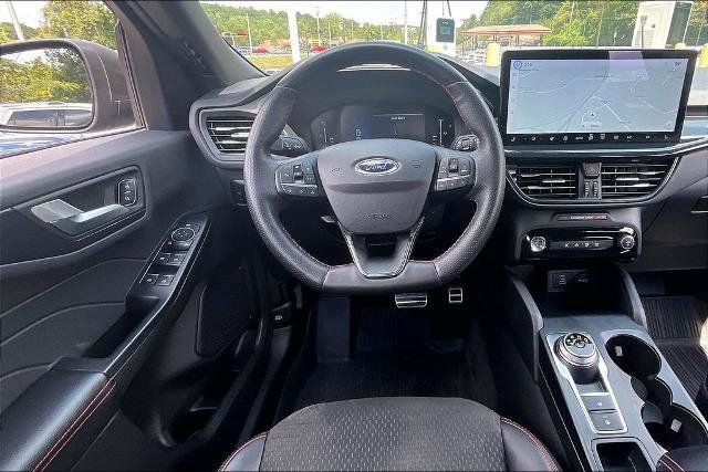 Certified 2023 Ford Escape ST-Line w/ Tech Pack #1 AWD/4WD image 5