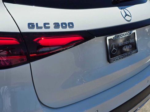 Used 2026 Mercedes-Benz GLC 300 4MATIC image 13