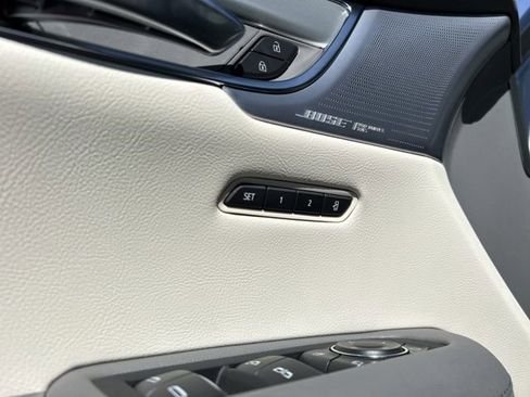 New 2026 Cadillac XT5 Premium Luxury w/ Driver Assist Package image 17