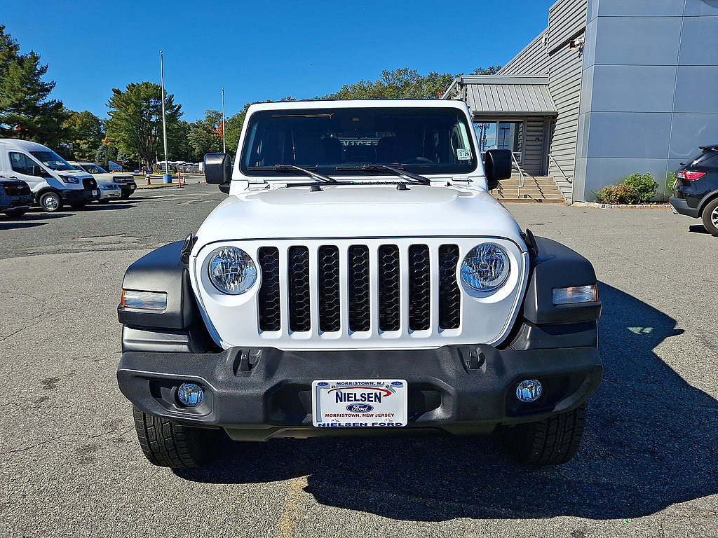 Used 2024 Jeep Wrangler Sport AWD/4WD image 35