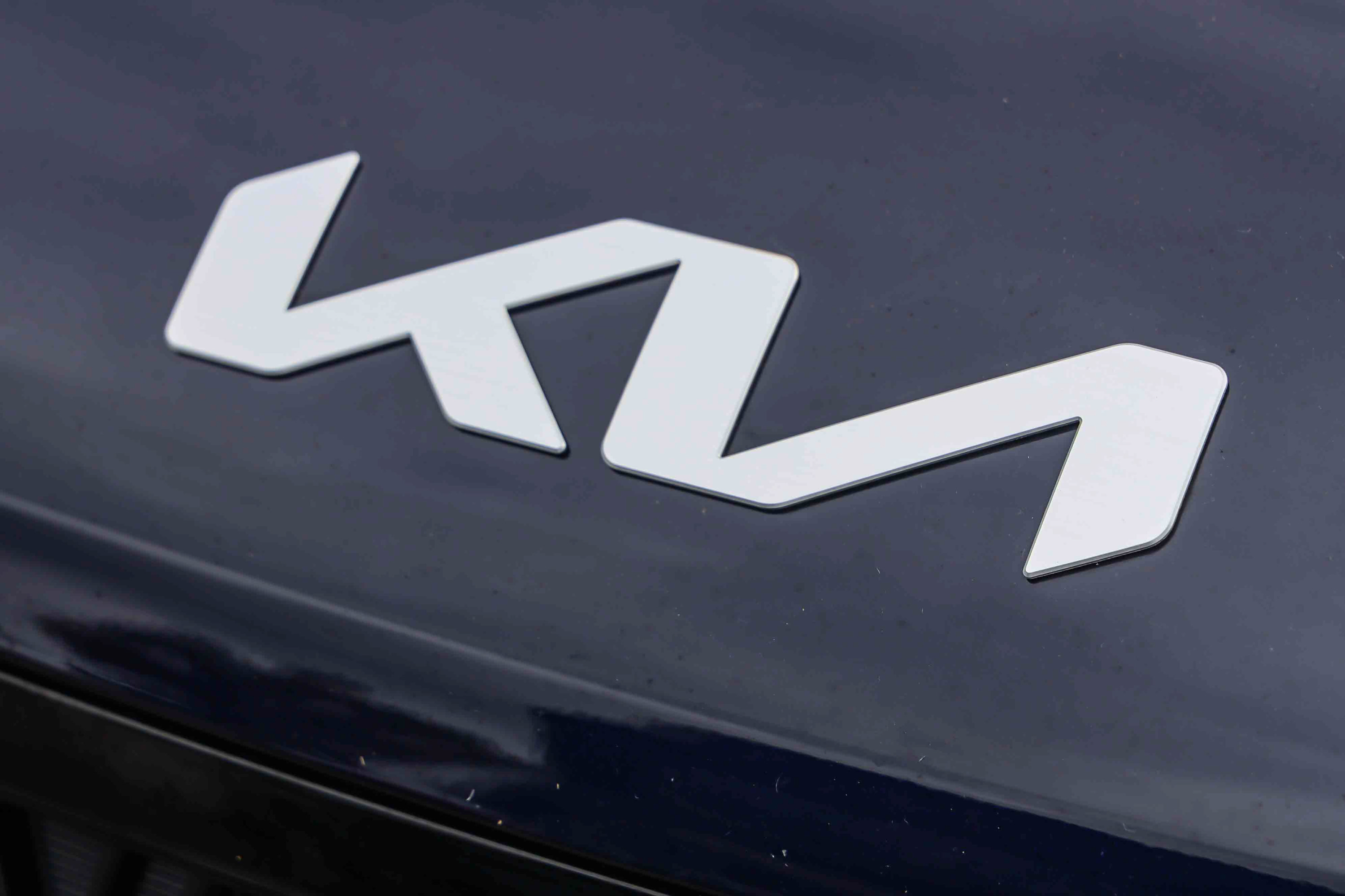 Used 2026 Kia Carnival FWD image 28