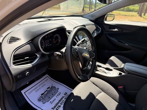Used 2024 Chevrolet Malibu LT w/ Sport Edition image 14