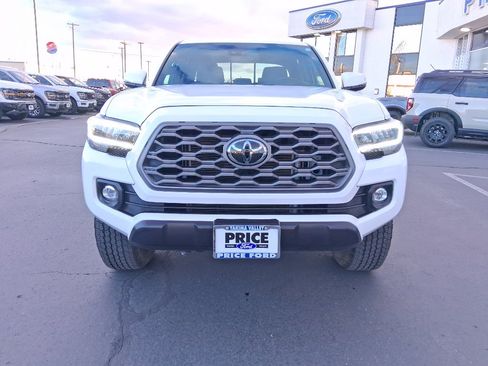 Used 2023 Toyota Tacoma TRD Off-Road image 8