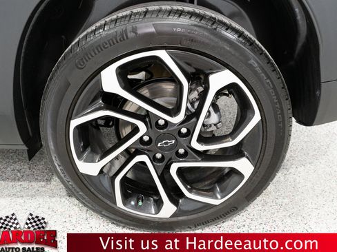 Used 2024 Chevrolet Trax RS w/ Sunroof Package FWD image 10