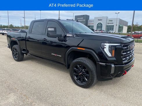 Used 2024 GMC Sierra 2500 AT4 w/ AT4 Premium Plus Package image 8