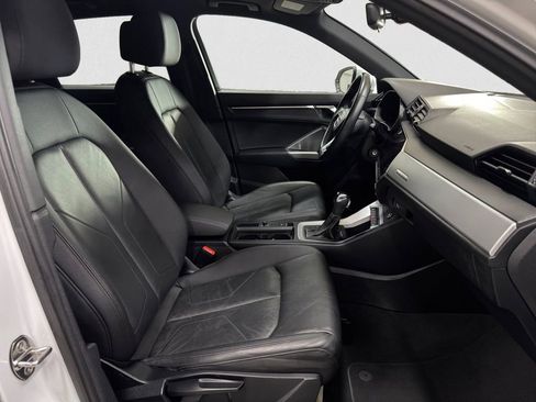 Used 2019 Audi Q3 2.0T Premium image 15