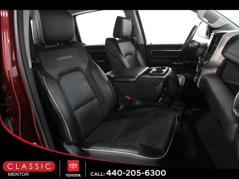 Used 2022 RAM 1500 Laramie AWD/4WD image 18